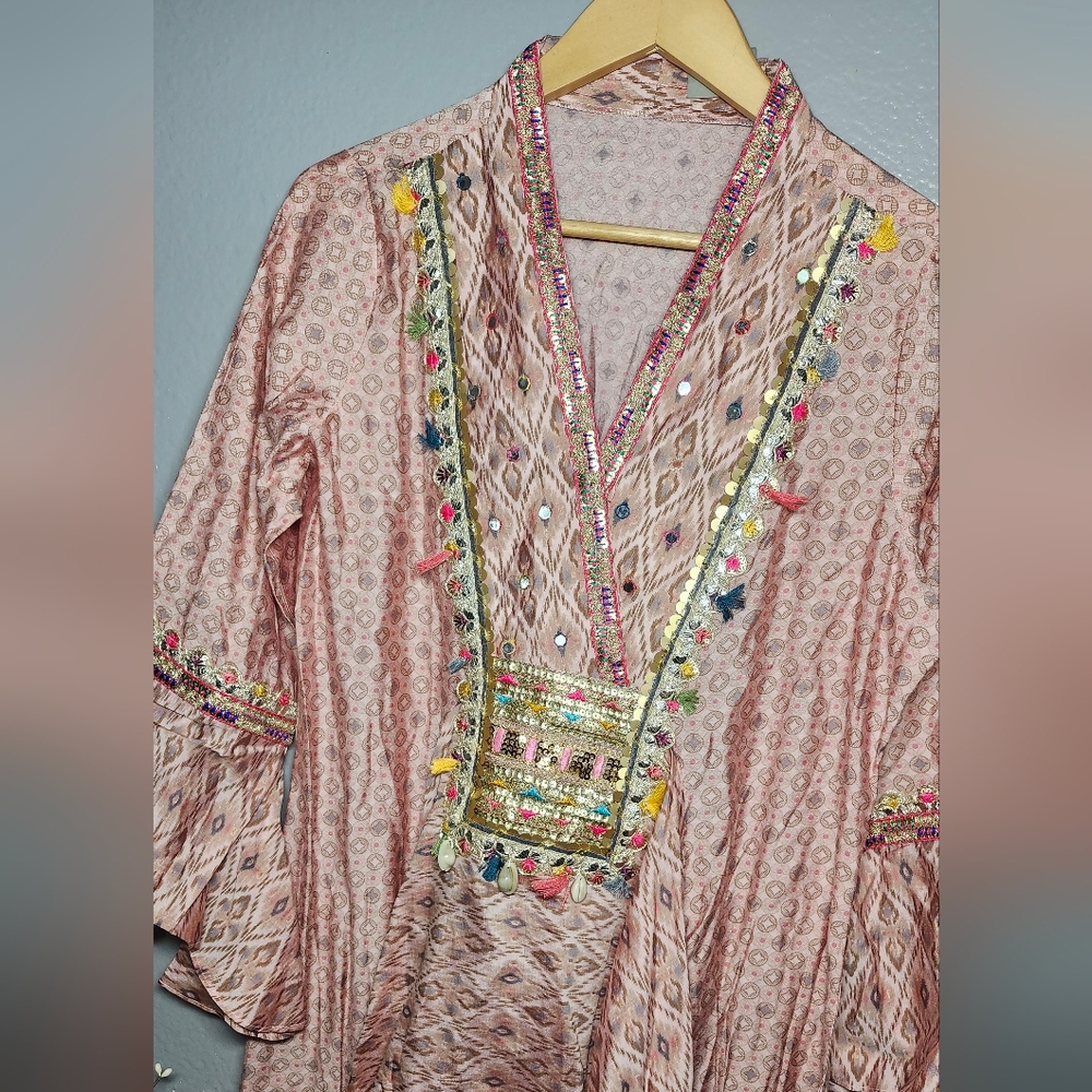Chic Pink Women's Robe - Picture 7 of 16